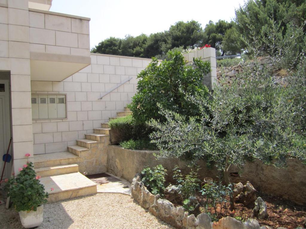 Apartments Nives Супетар Экстерьер фото